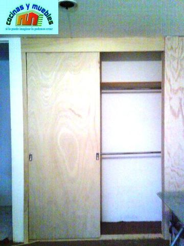 closets economico en melamina llama al 42119803
www.cocinasymuebles.com