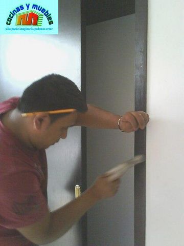 closets economico en melamina llama al 42119803
www.cocinasymuebles.com