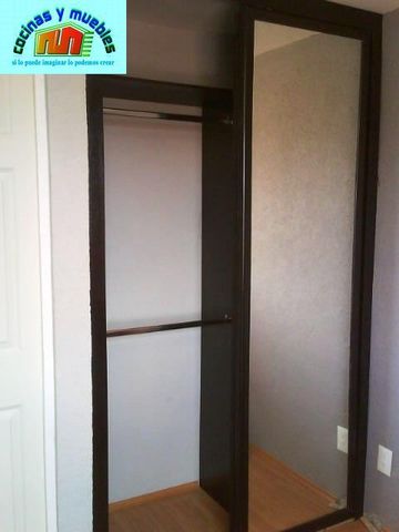 closets economico en melamina llama al 42119803
www.cocinasymuebles.com