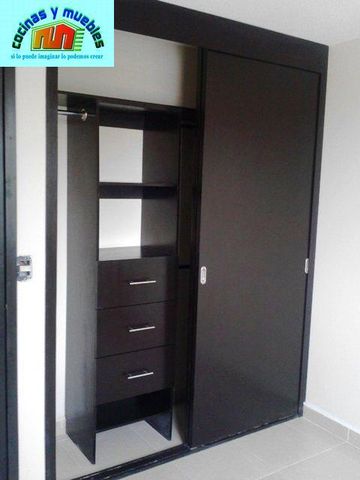 closets economico en melamina llama al 42119803
www.cocinasymuebles.com