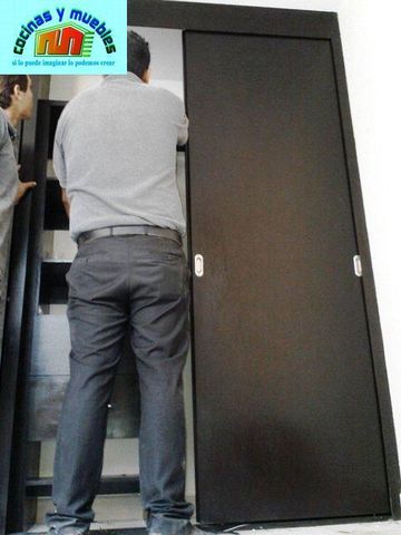 closets economico en melamina llama al 42119803
www.cocinasymuebles.com