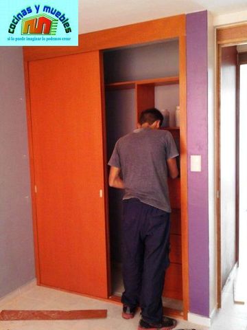 closets economico en melamina llama al 42119803
www.cocinasymuebles.com